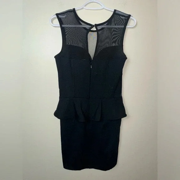 Bebe Size M - Picture 7 of 7